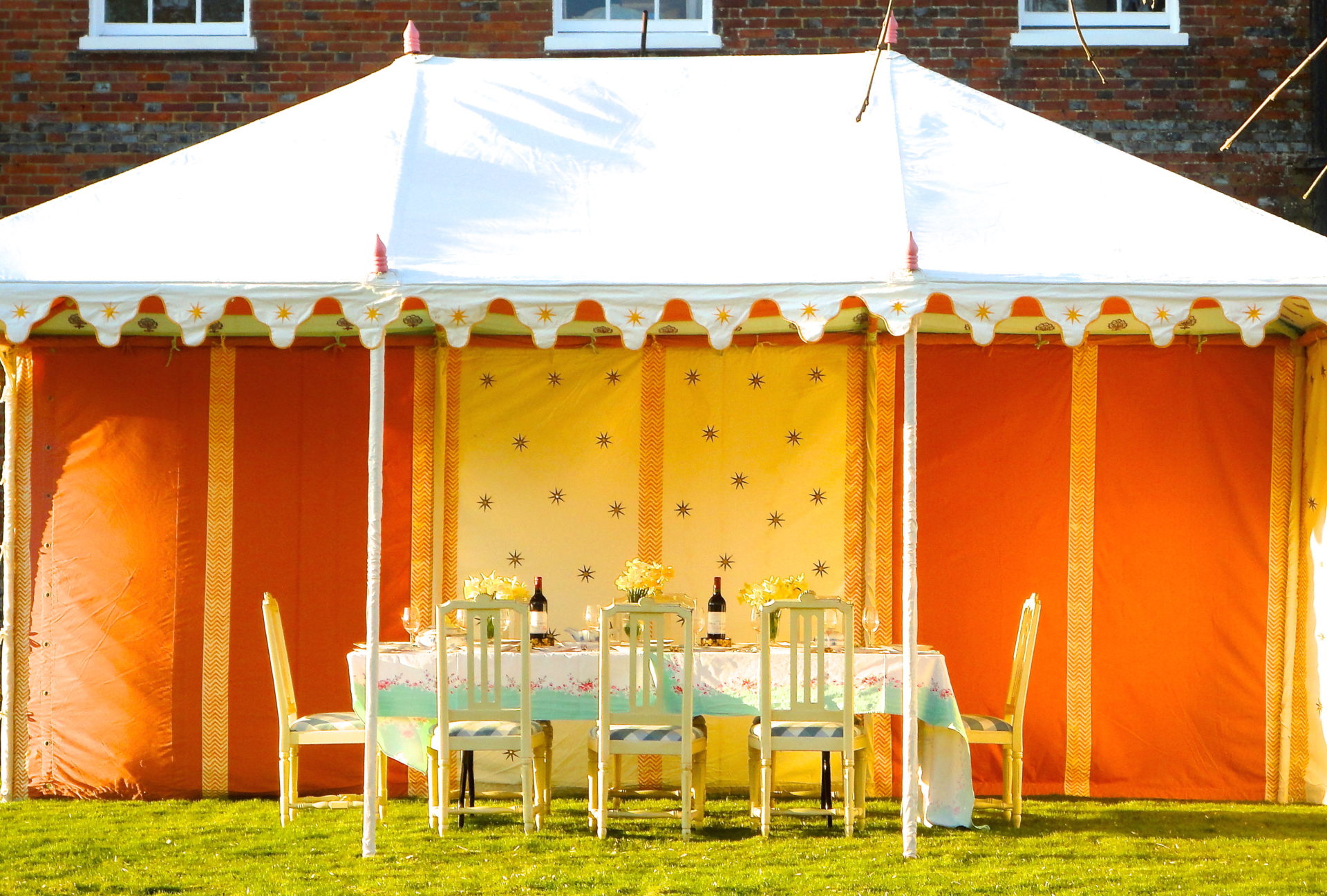 Hampshire Vineyard Private Tour lunch under Indian Mughal Tent